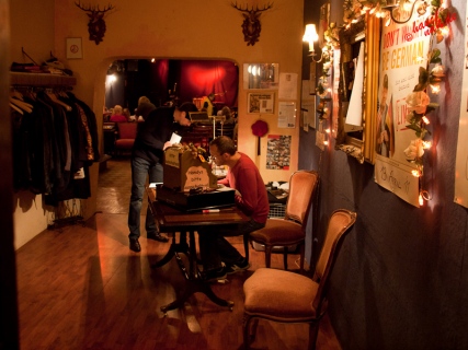 Wohnzimmertheater Köln - Vorzimmer mit Kasse