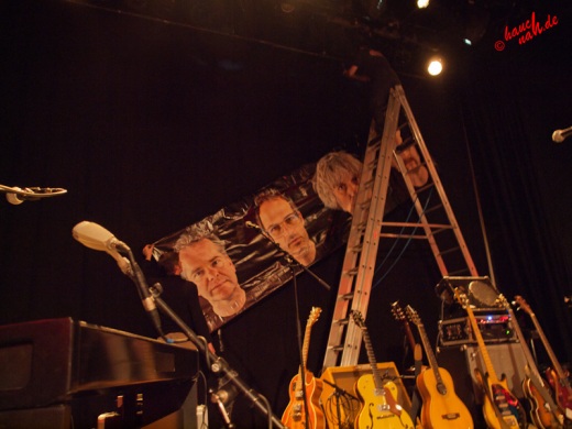 Wir arbeiten noch am Bühnenbild - Erdmöbel 09.12.2011 /Foto: Stefan Schmidt