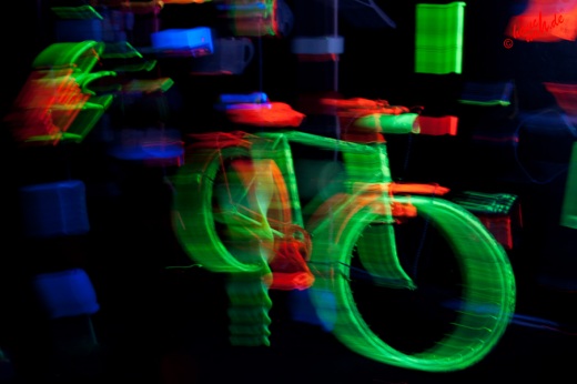 Neon-Foto-Art - Bewegungsunschärfe :metabolon