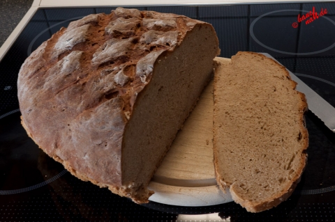 selbstgebackenes Buttermilchbrot selbstgebackenes Buttermilchbrot