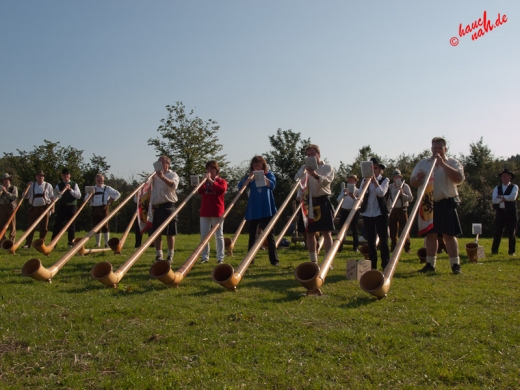 Alphornbläsertreffen Bergisches Land 2011 - Foto: Stefan Schmidt Alphornbläsertreffen Bergisches Land 2011 - Foto: Stefan Schmidt