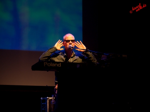 Danuzs sieht so gut wie gar nichts und hört auch noch schlecht - Popolski Show in Boppard /Foto: Stefan Schmidt Danuzs sieht so gut wie gar nichts und hört auch noch schlecht - Popolski Show in Boppard /Foto: Stefan Schmidt