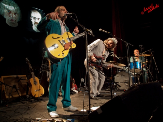Erdmöbel Retrospektive Tour im Gloria Theater Köln - 09.12.2011 /Foto: Stefan Schmidt Erdmöbel Retrospektive Tour im Gloria Theater Köln - 09.12.2011 /Foto: Stefan Schmidt