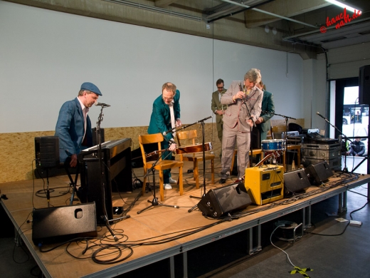 Erdmöbels taktvolle Wut - Tag der Archive am 03.03.2012 /Foto: Stefan Schmidt Erdmöbels taktvolle Wut - Tag der Archive am 03.03.2012 /Foto: Stefan Schmidt