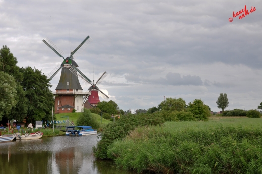 Die Zwillingsmühlen von Greetsiel Die Zwillingsmühlen von Greetsiel