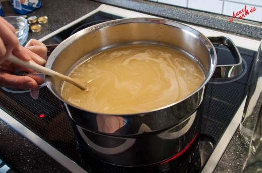 Holunderblütensirup - Aufkochen Holunderblütensirup - Aufkochen